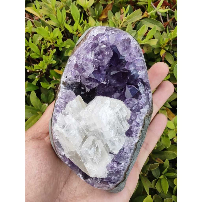 Capela de Ametista com Calcita