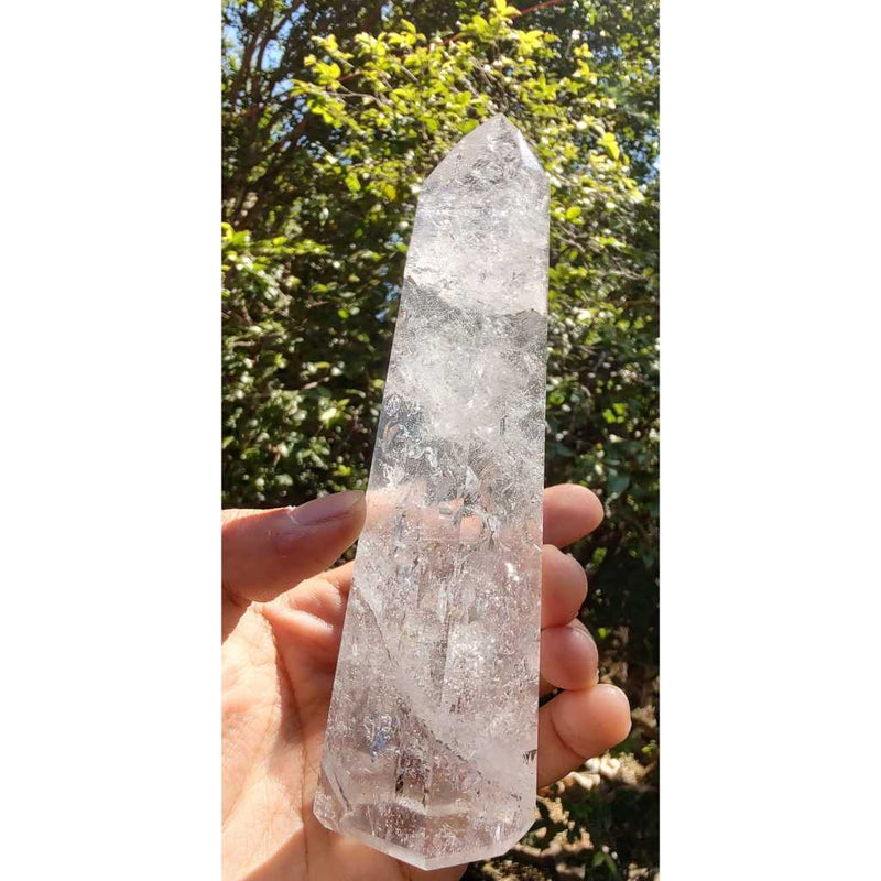 Ponta de Quartzo Branco/ Inclusão de Arco-Íris