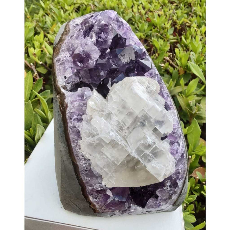 Capela de Ametista com Calcita