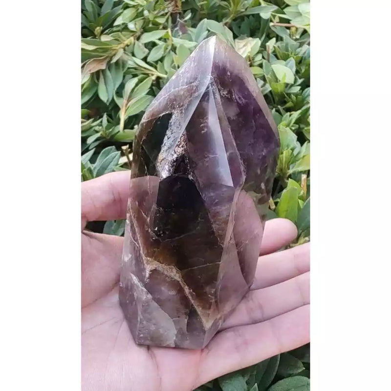 Super Seven Amethyst Obelisk 4x6x11cm 540g